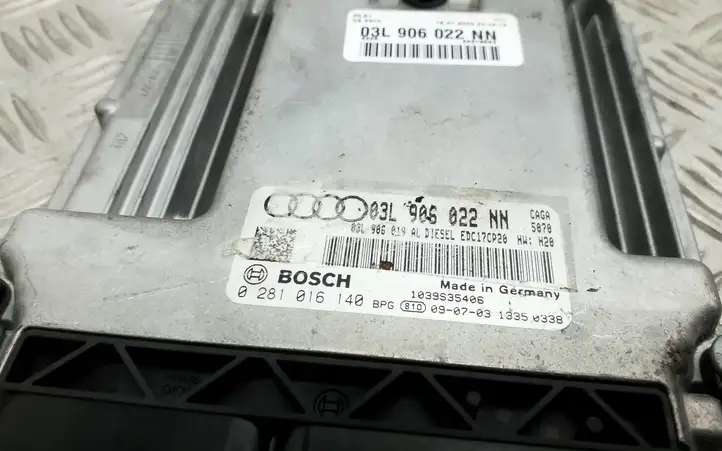 Audi A4 S4 B8 8K (2007 - 2011) 03L906022NN Блок управления двигателем (ECU) — фото 3