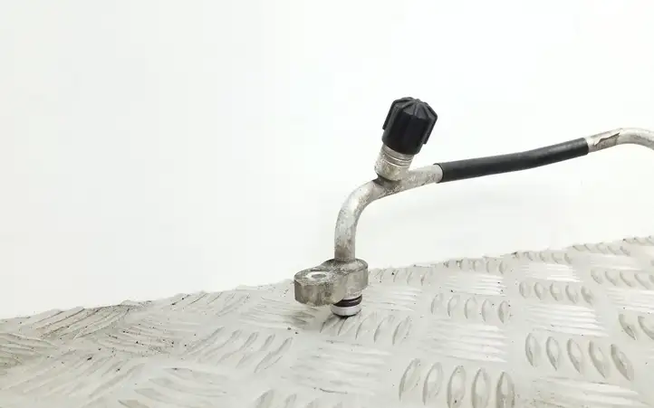 Audi A6 C7 (2011 - 2014) 4G0260710J Трубки и шланги кондиционера — фото 2
