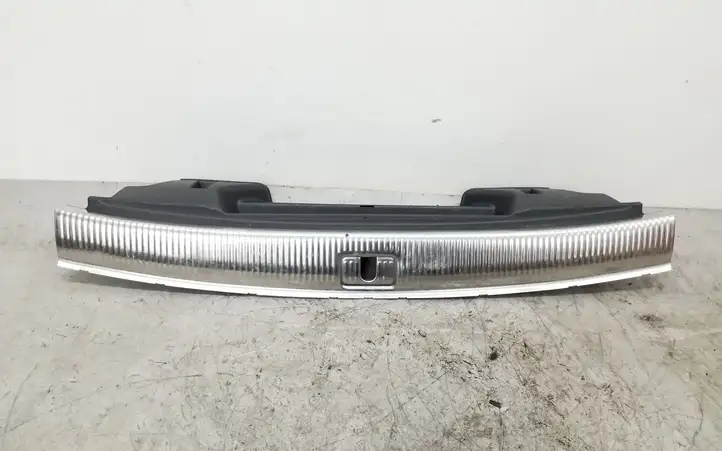 Audi Q5 SQ5 (2008 - 2012) 8R0864513C Отделка порога багажника — фото 1