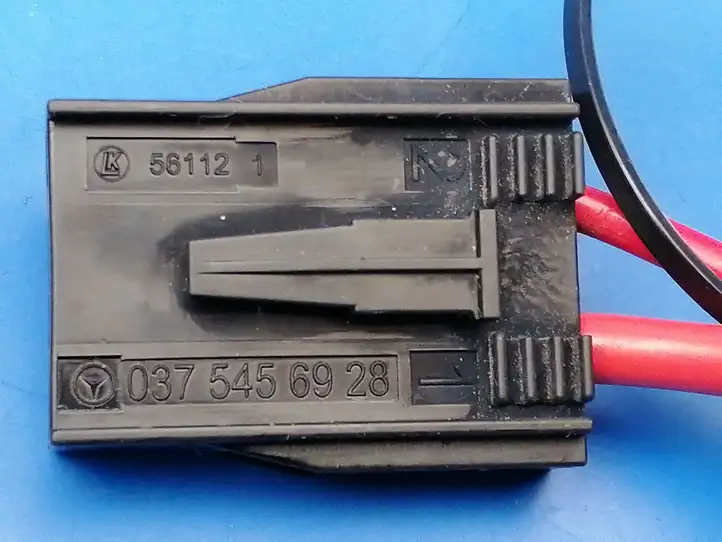 Mercedes-Benz C W204 (2007 - 2014) 0375456928 Прочая электропроводка — фото 4