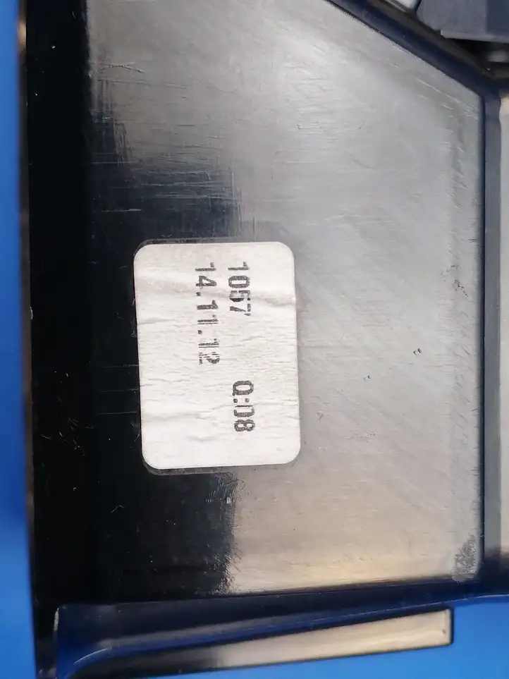 Mercedes-Benz E W212 (2009 - 2016) A2128302854 Центральный воздушный дефлектор — фото 3