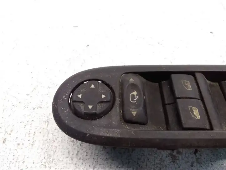 Citroen C5 (2004 - 2008) 96644917XT Кнопка стеклоподъемников — фото 4