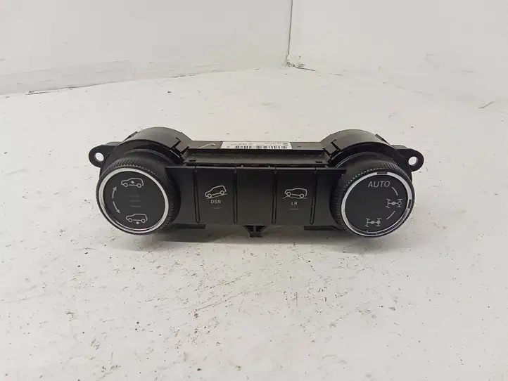 Mercedes-Benz ML W164 (2005 - 2011) A1648700858 Включатель регулировки высоты / жесткости ходовой части — фото 1