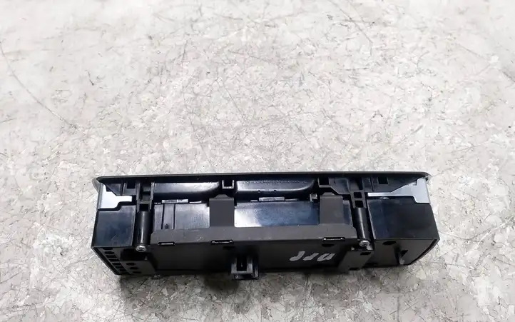 Mercedes-Benz E W212 (2009 - 2016) A2129056100 Кнопка стеклоподъемников — фото 3