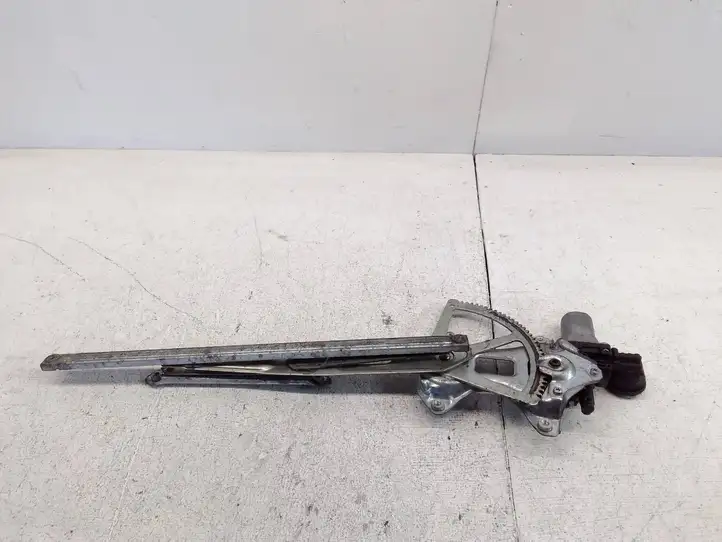 Lexus GS 300 350 430 450h (2004 - 2007) 8571058010 Электростеклоподъемник передний (комплект) — фото 2