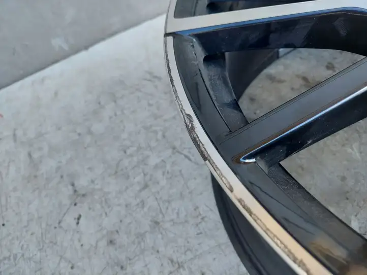 BMW X6 G06 (2019 - ) 8090013 Легкосплавный колесный диск R22 — фото 17