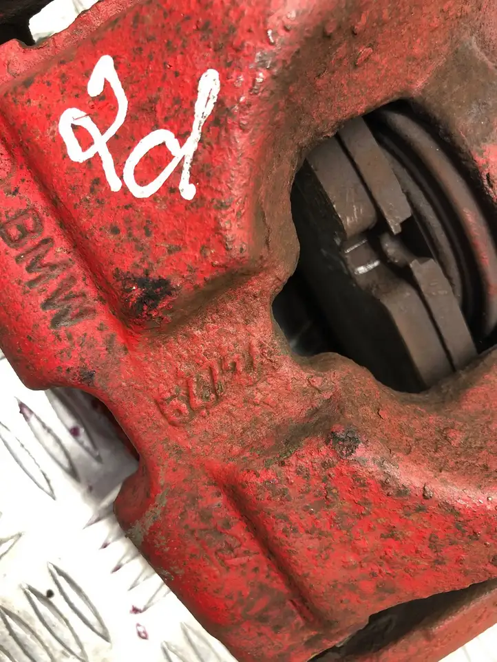 BMW 3 E90 E91   54724 Передний суппорт