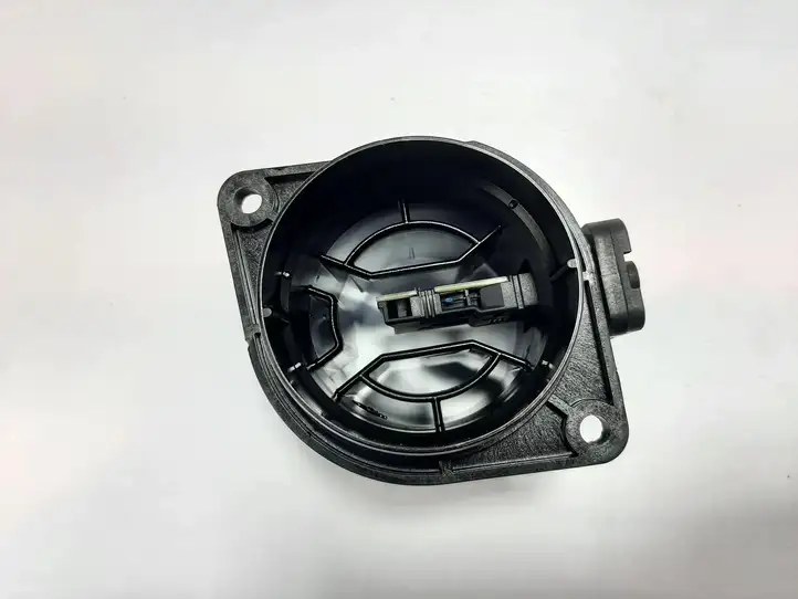 Volkswagen Golf VII (2013 - 2019) 04L906461B Датчик массового расхода воздуха — фото 3