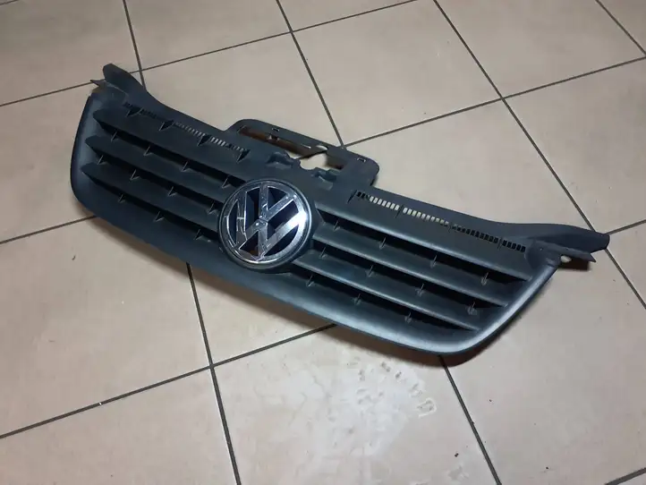 Volkswagen Touran I (2003 - 2010) 1T0853651A Передняя решетка — фото 1