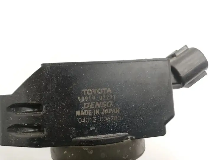 Toyota RAV 4 (XA50) (2018 - ) 9091902277 Катушка зажигания — фото 2