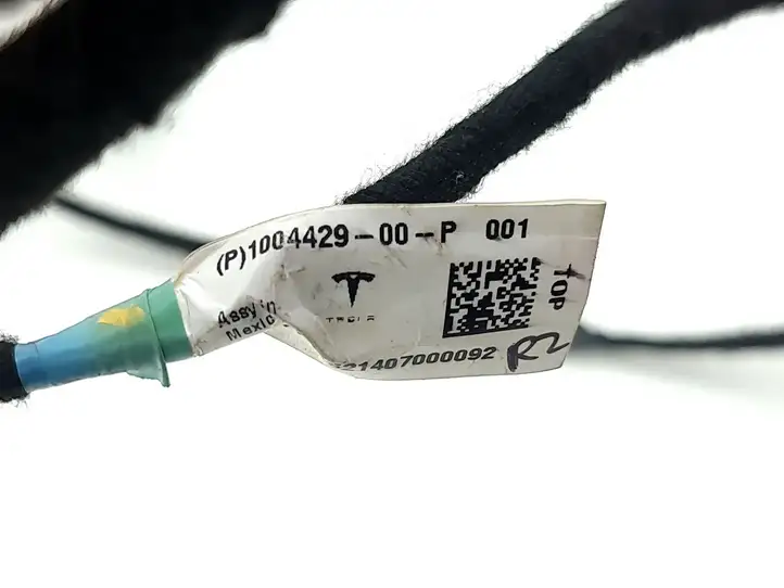 Tesla Model S (2012 - 2016) 100442800N Жгут проводов крышки багажника — фото 9