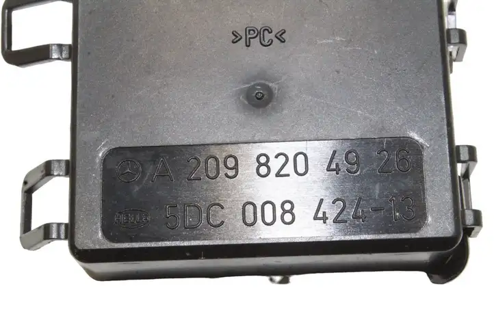 Mercedes-Benz CLK A209,C209 (2002 - 2009) A2098204926 Датчик дождя — фото 3