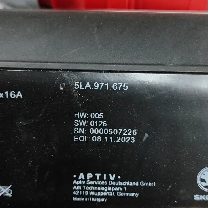 Skoda Enyaq iV (2020 - ) 5LA971675 Кабель для зарядки электромобилей — фото 7
