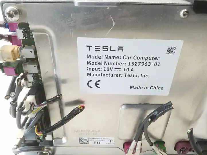 Tesla Model 3 (2017 - 2023) 152796301 Прочие блоки управления — фото 3