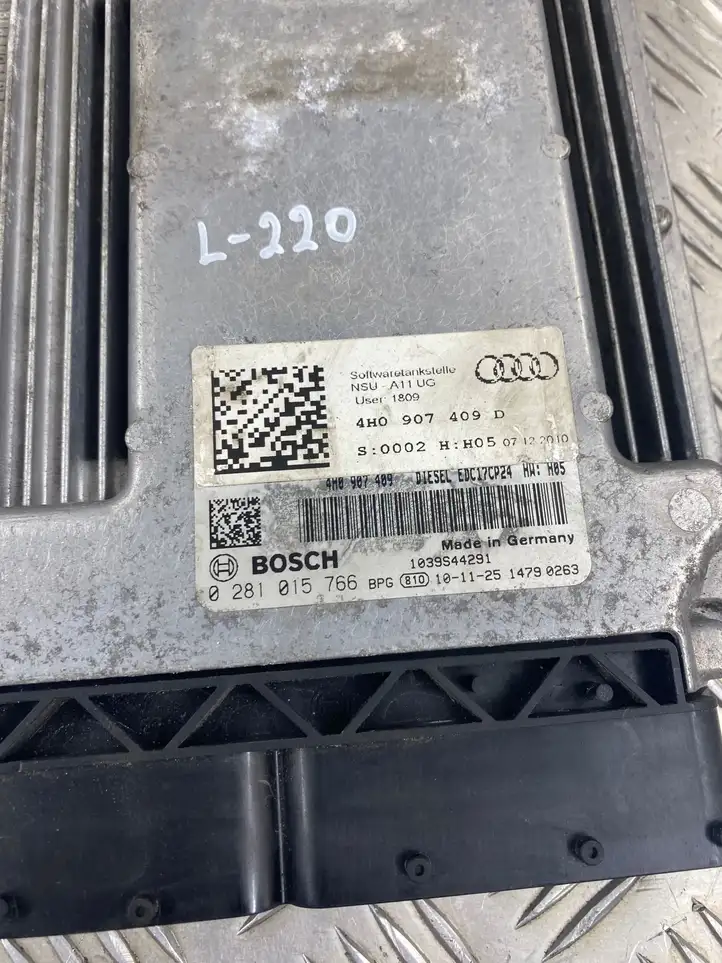 Audi A8 S8 D4 4H 4H0907409D Блок управления двигателем (ЭБУ) — фото 4
