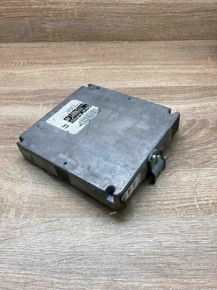 Toyota Corolla E120 E130 (2000 - 2004) 8966102F70 Блок управления двигателем (ECU) — фото 3