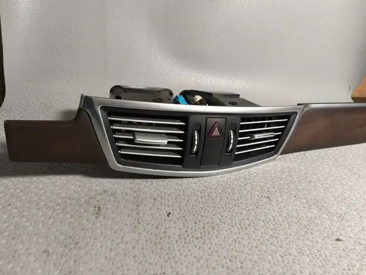 Mercedes-Benz E W212 A2126801871 Прочие детали салона — фото 4