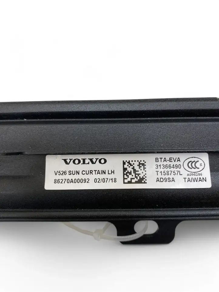 Volvo XC90 31366490 Солнцезащитная шторка заднего бокового окна — фото 12