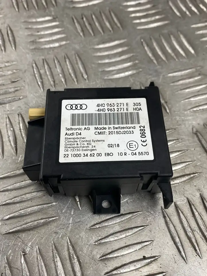Audi Q7 4M 4H0963271E Блок управления автономным отопителем — фото 1