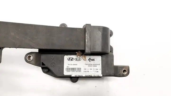 791702W000 Подушка безопасности пешехода — фото 3