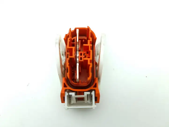 Nissan Leaf II (ZE1) Реле защиты аккумулятора — фото 7