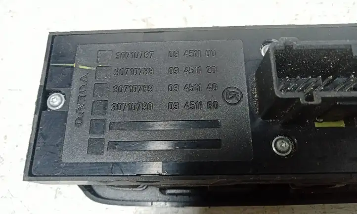 Volvo V50 (2004 - 2008) 30710788 Блок кнопок стеклоподъемников — фото 3