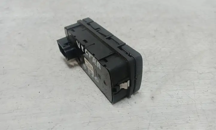 Opel Vectra C (2005 - 2009) 13224056 Блок кнопок стеклоподъемников — фото 5