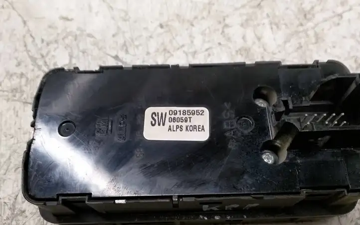 Opel Vectra C (2002 - 2005) 09185952 Блок кнопок стеклоподъемников — фото 2