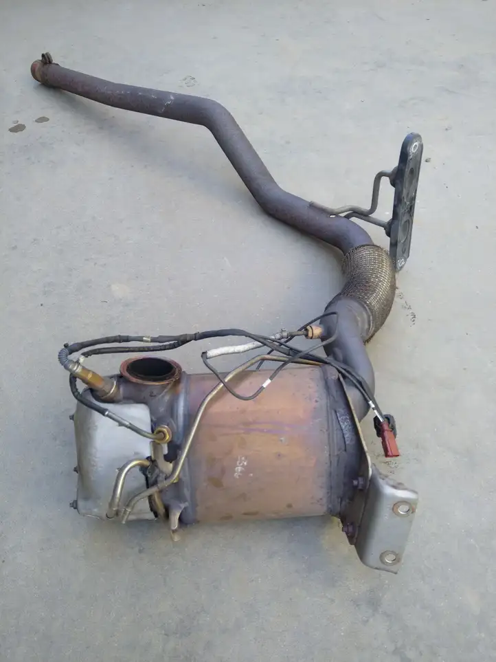 Volkswagen Tiguan (2007 - 2011) Катализатор / DPF / FAP — фото 2
