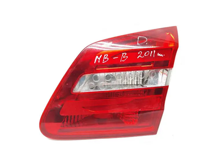 Mercedes-Benz B-class W246 (2011 - 2014) A2469066400 Задний фонарь в крышке багажника — фото 1