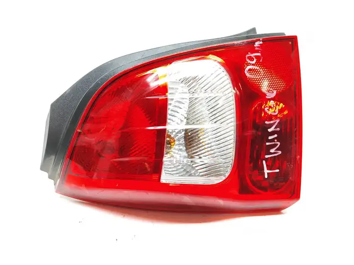 Renault Twingo II (2007 - 2014) 8200387886 Задний фонарь в кузове — фото 1