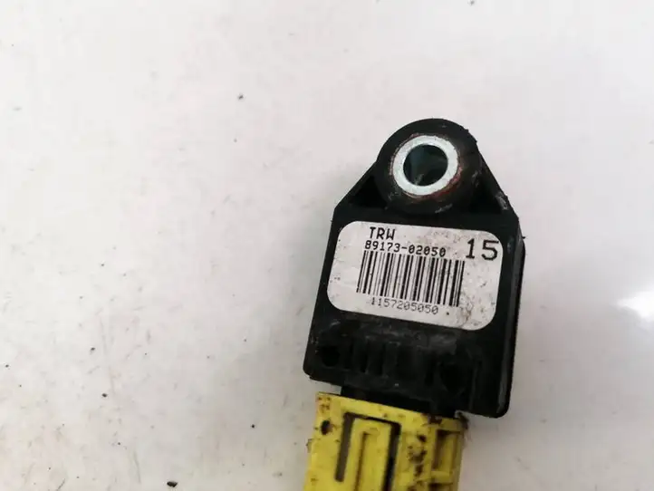 Toyota Auris 150 (2006 - 2012) 8917302050 Датчик удара SRS — фото 3