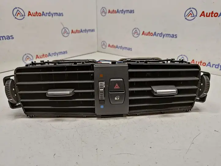 BMW X3 F25 (2010 - 2017) 9184743 Центральный воздушный дефлектор — фото 1
