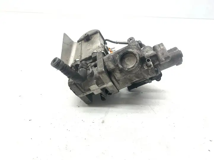 Audi A4 S4 B8 8K (2007 - 2011) 059131515AH Охладитель клапана EGR — фото 4