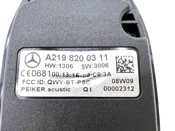 Mercedes-Benz CLS C219 (2003 - 2011) A2198200311 Автомобильный телефон — фото 8