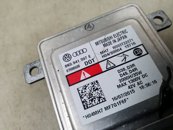 Audi A4 S4 B8 8K (2011 - 2015) 8K0941597E Блок розжига ксенона — фото 3