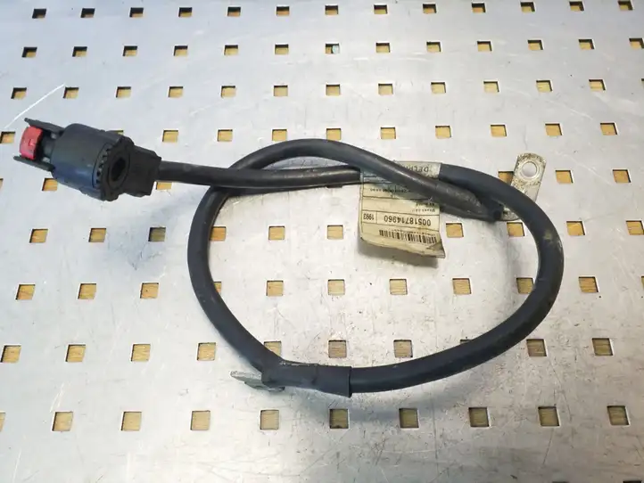 Fiat Grande Punto (2005 - 2014) 00518714960 Минусовой провод аккумулятора — фото 1
