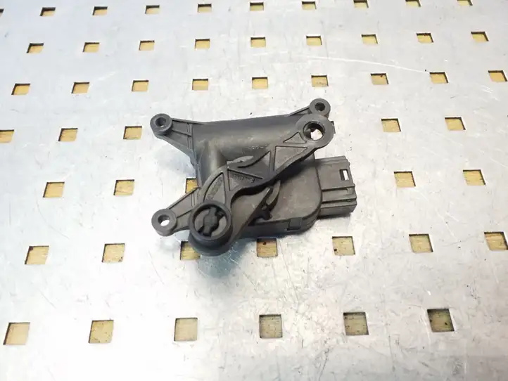 Seat Altea XL (2004 - 2015) 1K0907511B Двигатель задвижки потока воздуха — фото 3