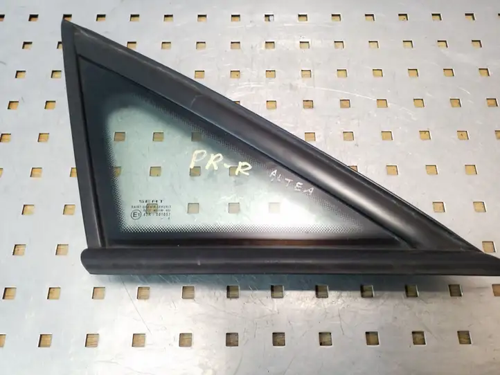 Seat Altea XL (2004 - 2015) 5P0845412 Треугольное стекло кузова — фото 1