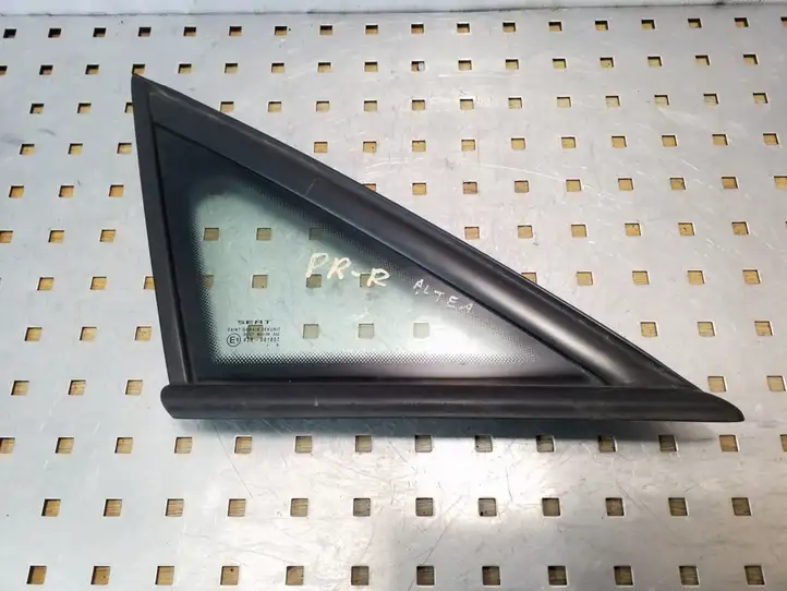 Seat Altea XL (2004 - 2015) 5P0845412 Треугольное стекло кузова — фото 2