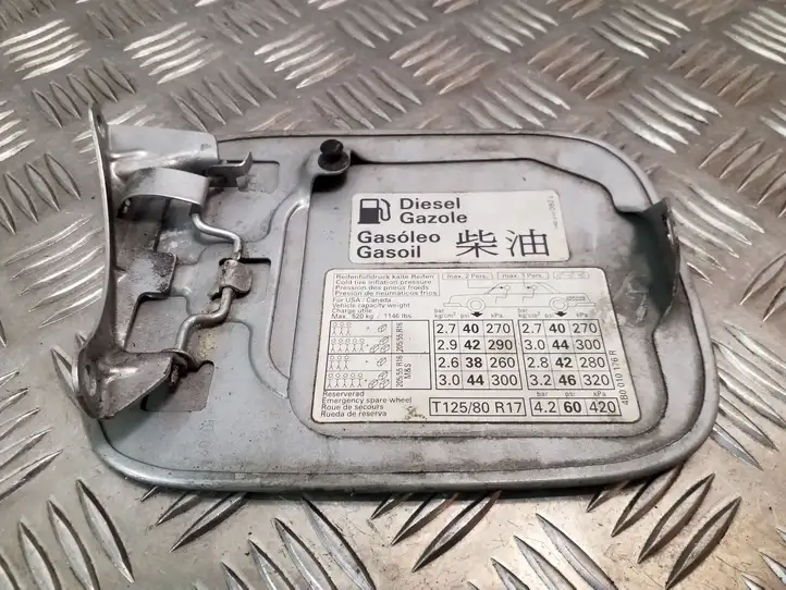 Audi A6 S6 C5 4B (2001 - 2004) 4B0809905A Крышка топливного бака — фото 3