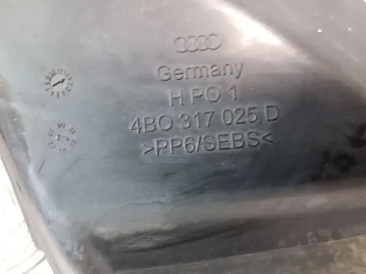 Audi A6 S6 C5 4B (2001 - 2004) 4B0317025D Воздуховод интеркулера — фото 3