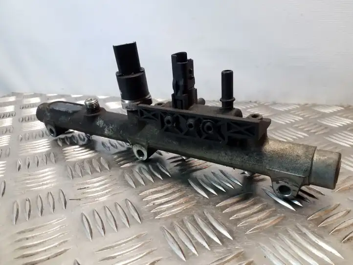 Fiat Ulysse (2002 - 2010) 0445214017 Магистральная топливная трубка — фото 1