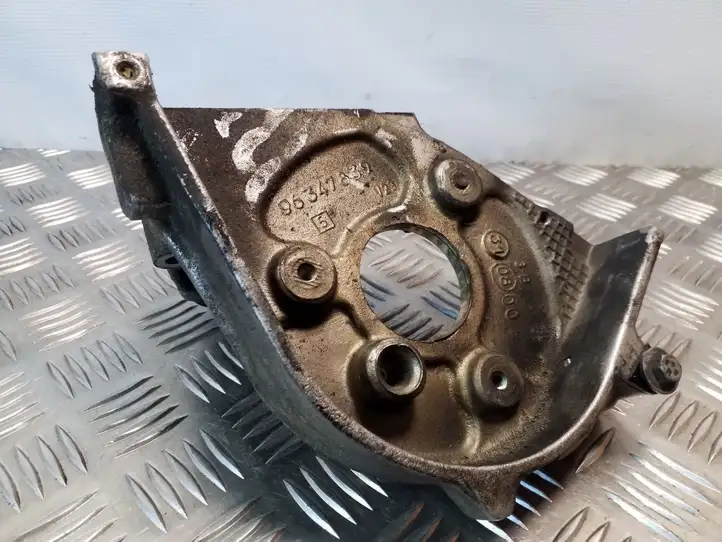 Fiat Ulysse (2002 - 2010) 96347839 Кронштейн топливного насоса — фото 3