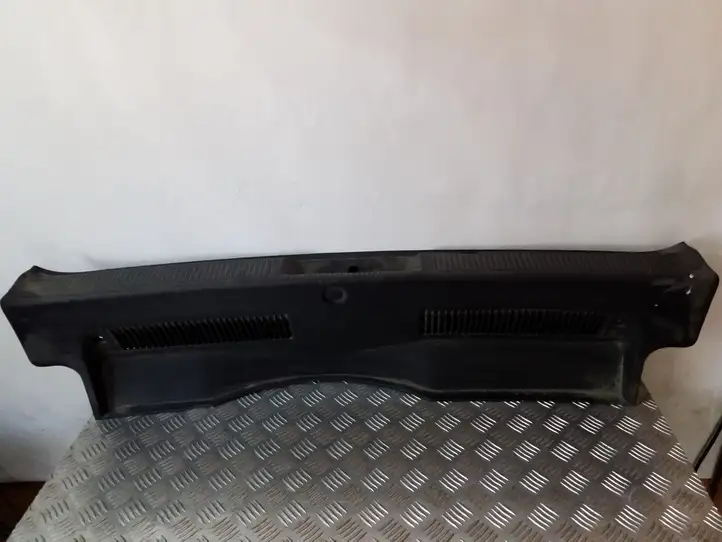 Fiat Grande Punto (2005 - 2014) 735335686 Отделка порога багажника — фото 1