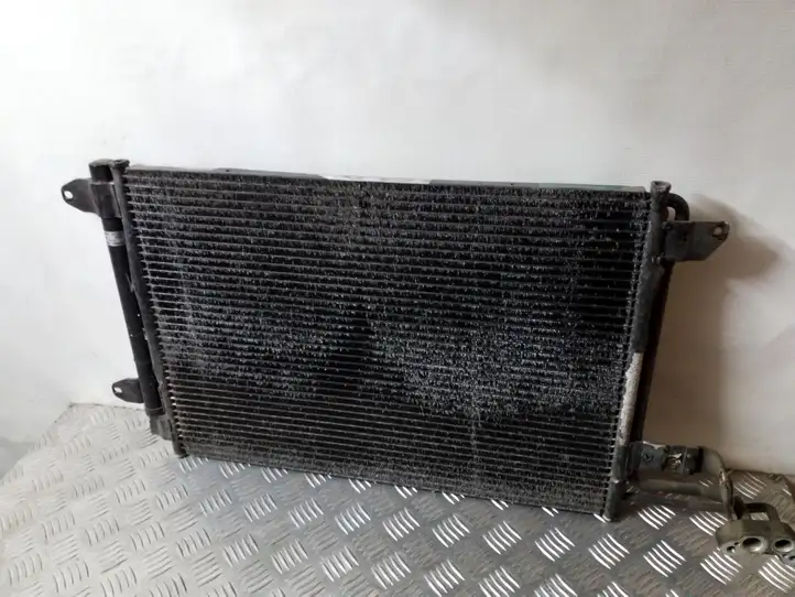 Seat Leon (1P) (2005 - 2012) 1K0820411Q Радиатор кондиционера — фото 3