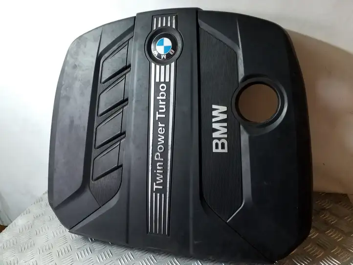 BMW 5 F10 F11 (2009 - 2016) 8510475 Крышка двигателя декоративная — фото 1