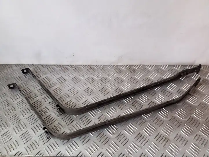 Infiniti EX (2007 - 2013) Кронштейн топливного бака — фото 3
