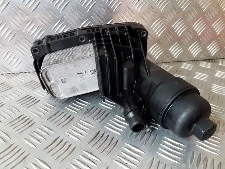 BMW 1 F20 F21 (2011 - 2019) 8507626 Кронштейн масляного фильтра — фото 1