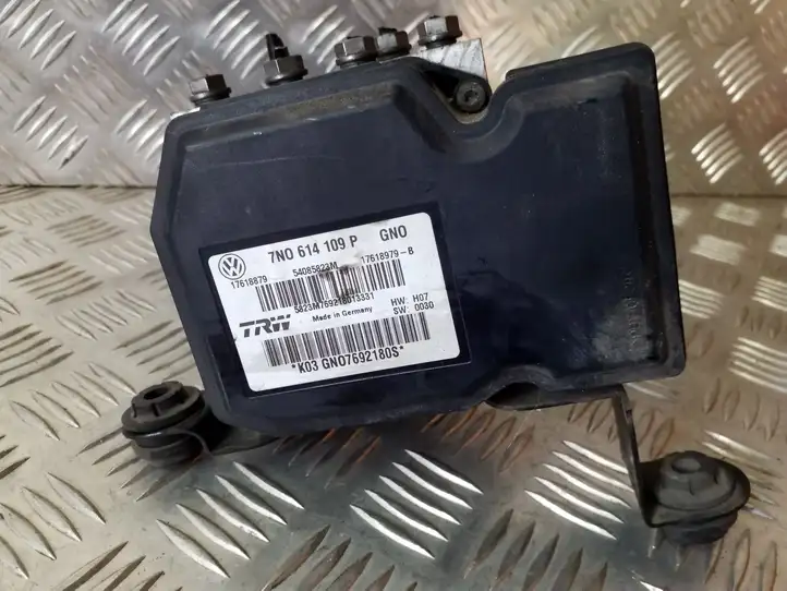 Volkswagen Sharan (2010 - 2015) 7N0614109P ABS блок — фото 4